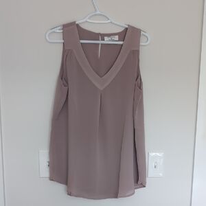 Zenana Outfitters Taupe V-Neck Sleeveless Blouse